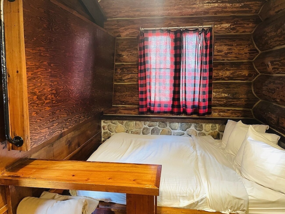 Drummond Island Resort