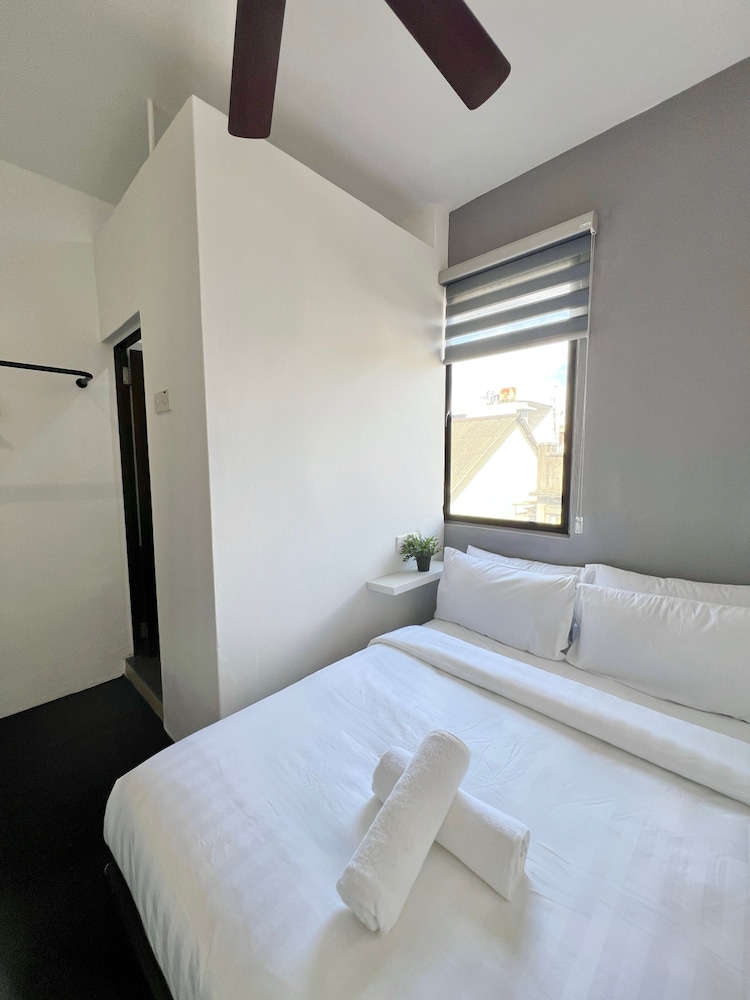 Quee Hotel
