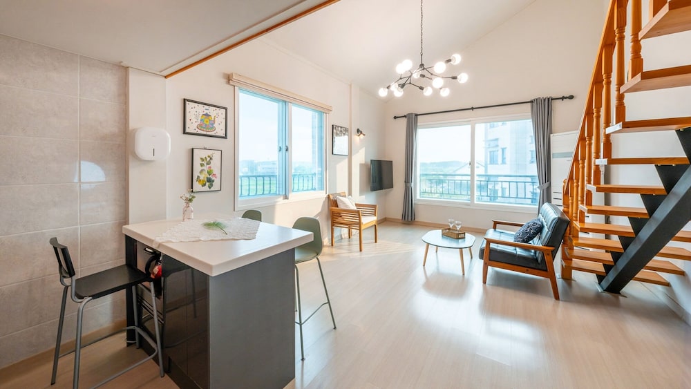 Gangneung Comma Pension