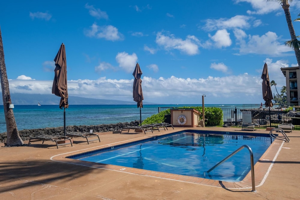 Hale Kai by Coldwell Banker Island Vacations