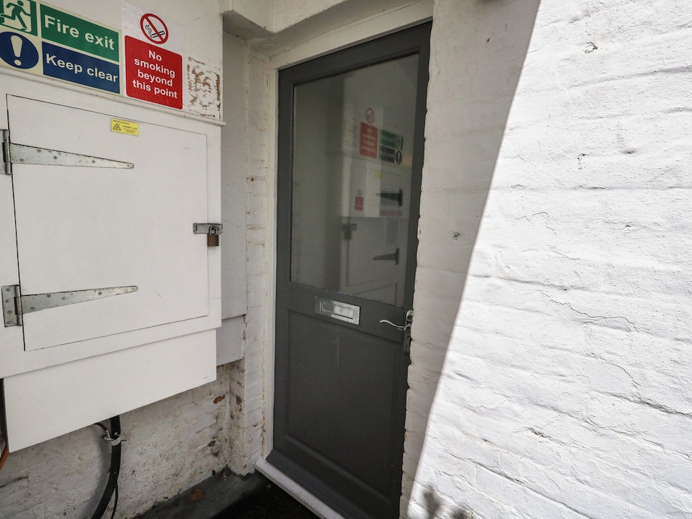 Flat 1 - Sandbanks