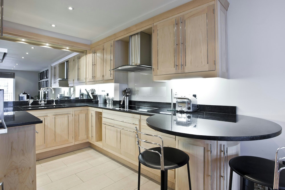 John's Mews by Onefinestay