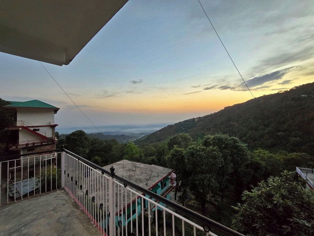 Hotel City Gold - Hotel in Dharamshala
