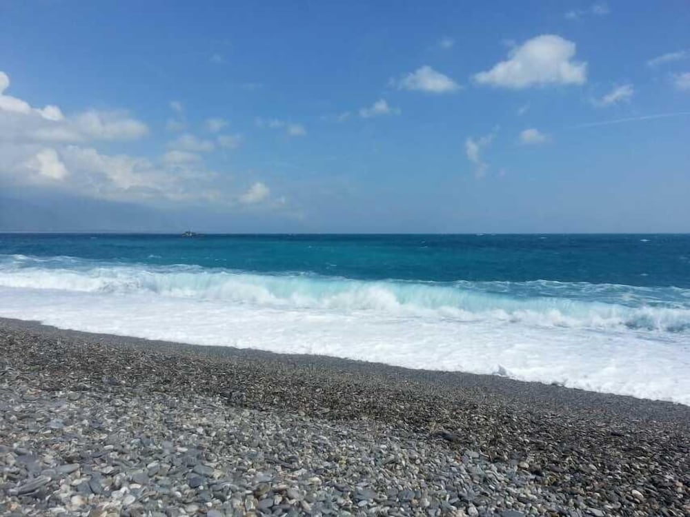 Hualien Seaside Ocean B&B