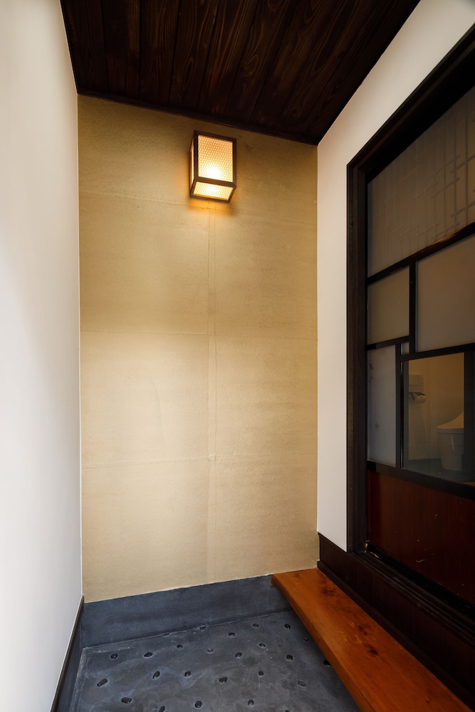 Tsumugi Shichijokagiyacho view 3