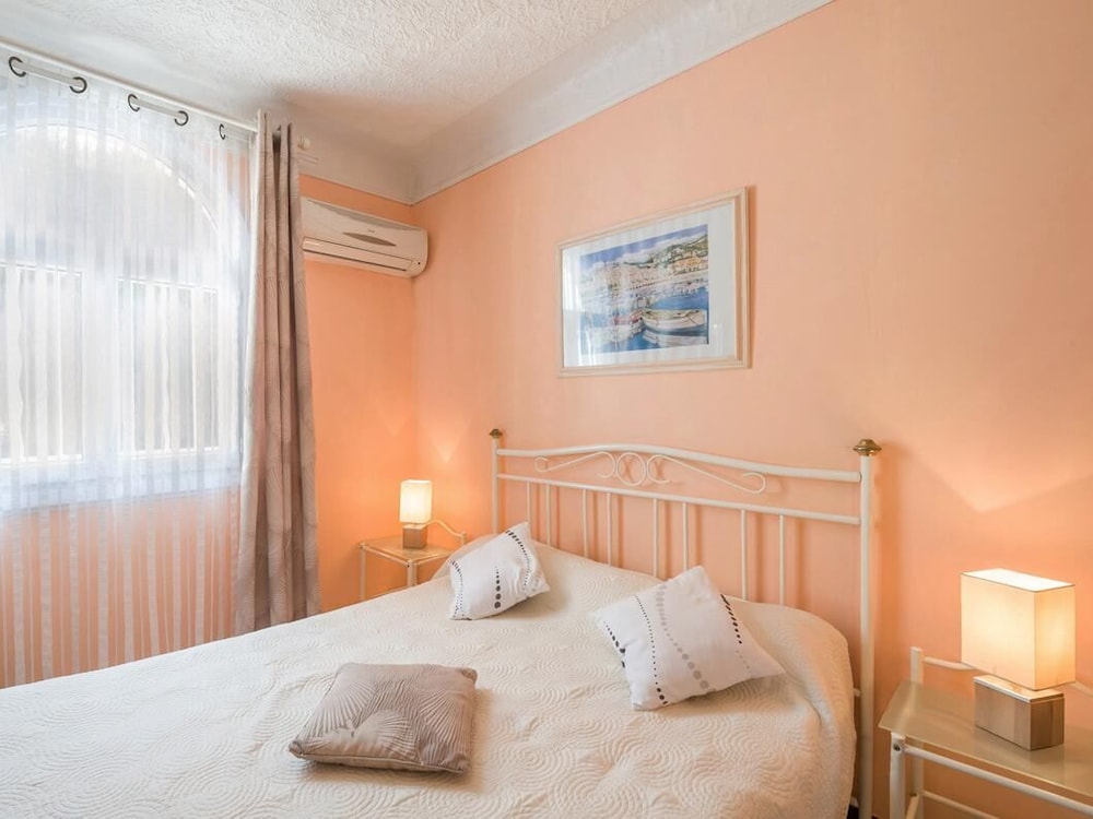 Frejus Vacations - La Petite Auberge - Property Image 2