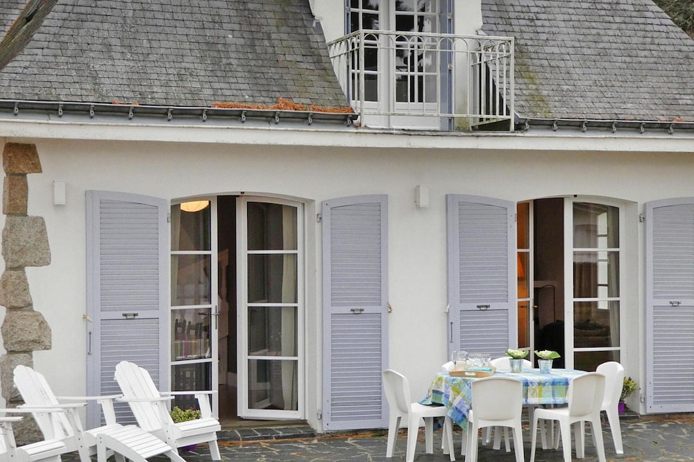 Holiday Home in Carnac Near Sandy Beach