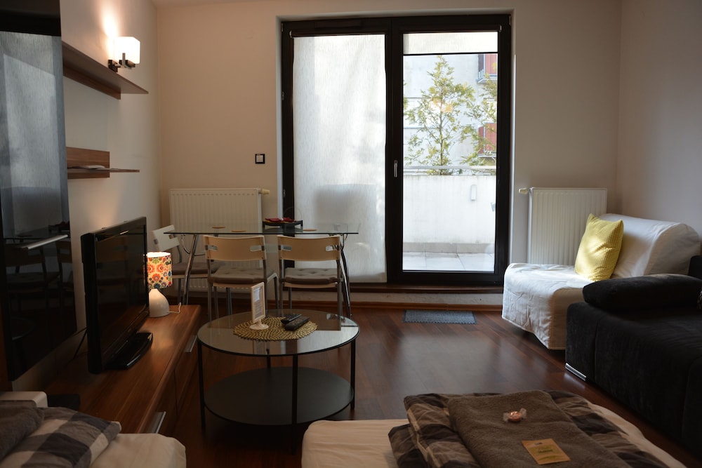 Labo Apartment Towarowa Kercelak view 5