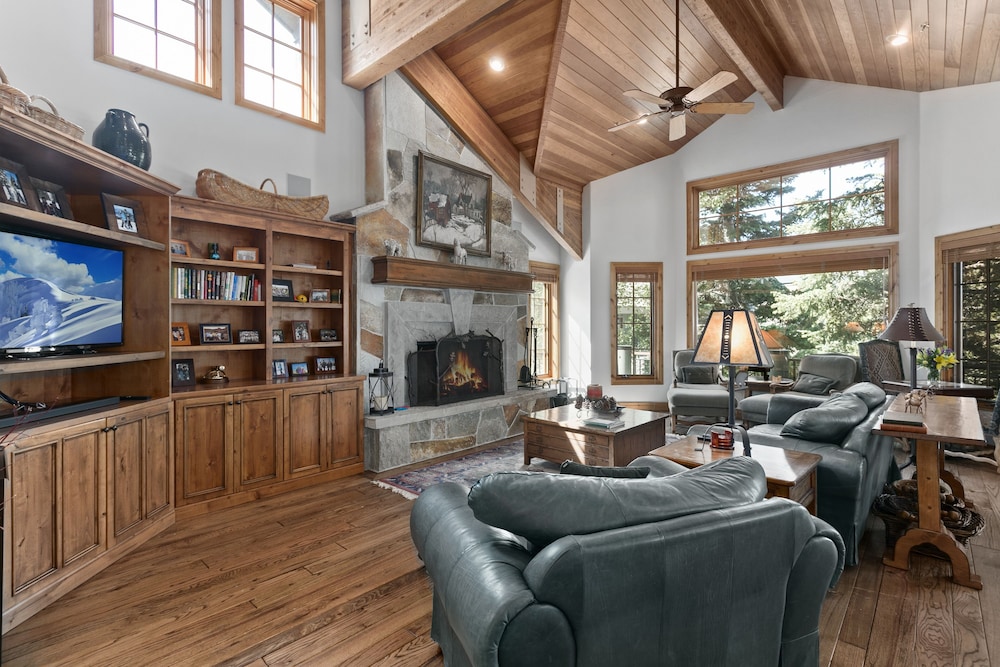 Bellemont Home at Deer Valley Resort - 6 Bedroom Home with Hot Tub #8 6 Home