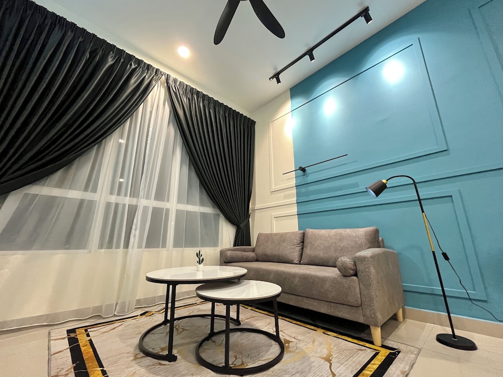 Amber Cove Melaka by Manhattan Group