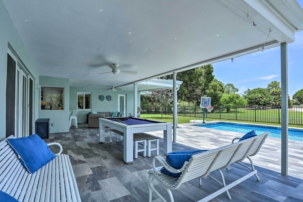 Jupiter Home w/ Private Pool & Putting Green! view 5