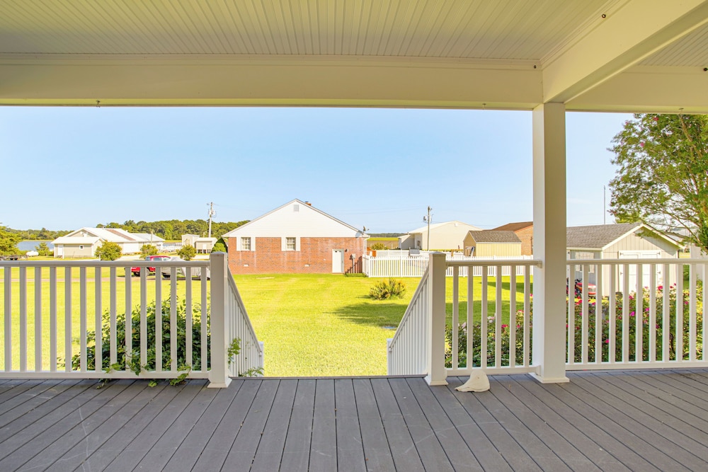 < 1 Mi to Boat Ramp: Coastal Virginia Hideaway