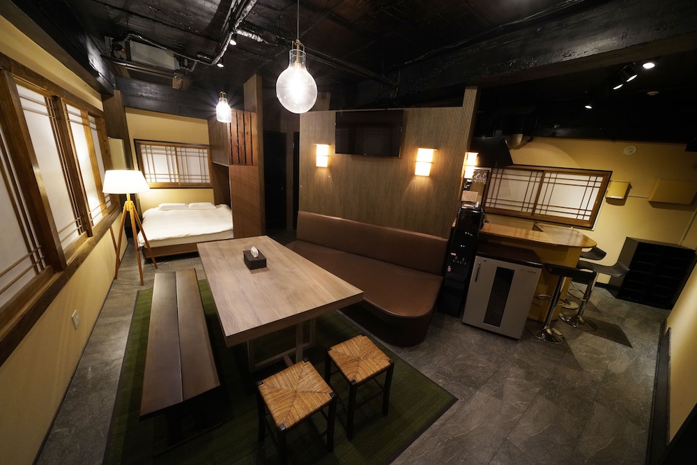 HOTEL Lee