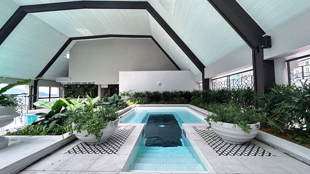 The Paxtonz by Manhattan Group