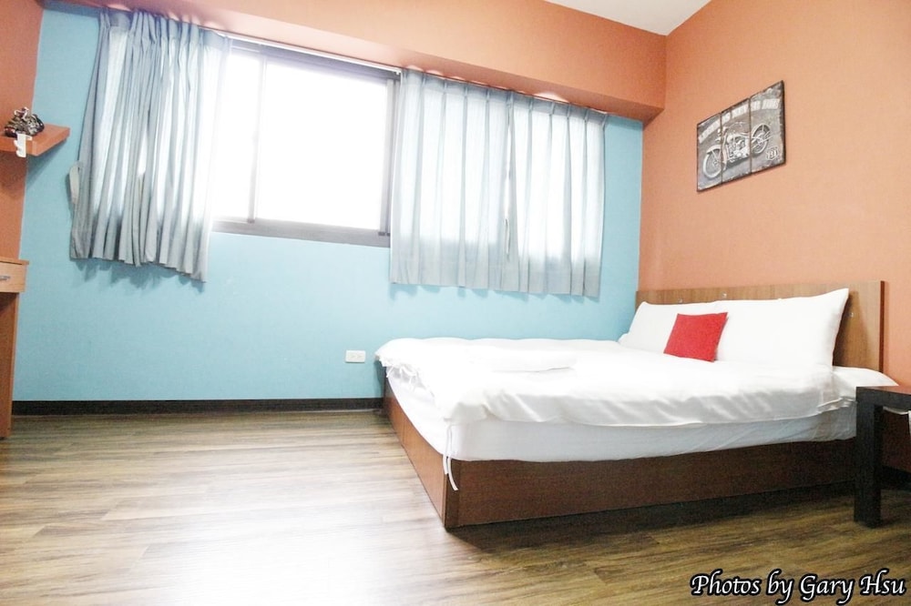 Taichung Go-Around Hostel