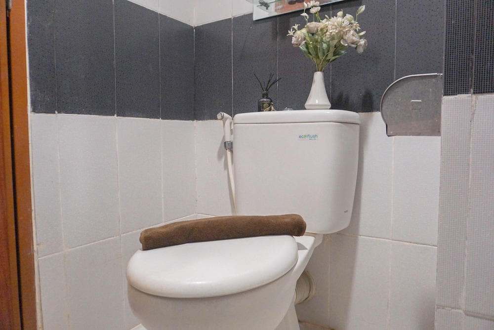 Well Furnished Studio Apartment Cinere Bellevue Suites