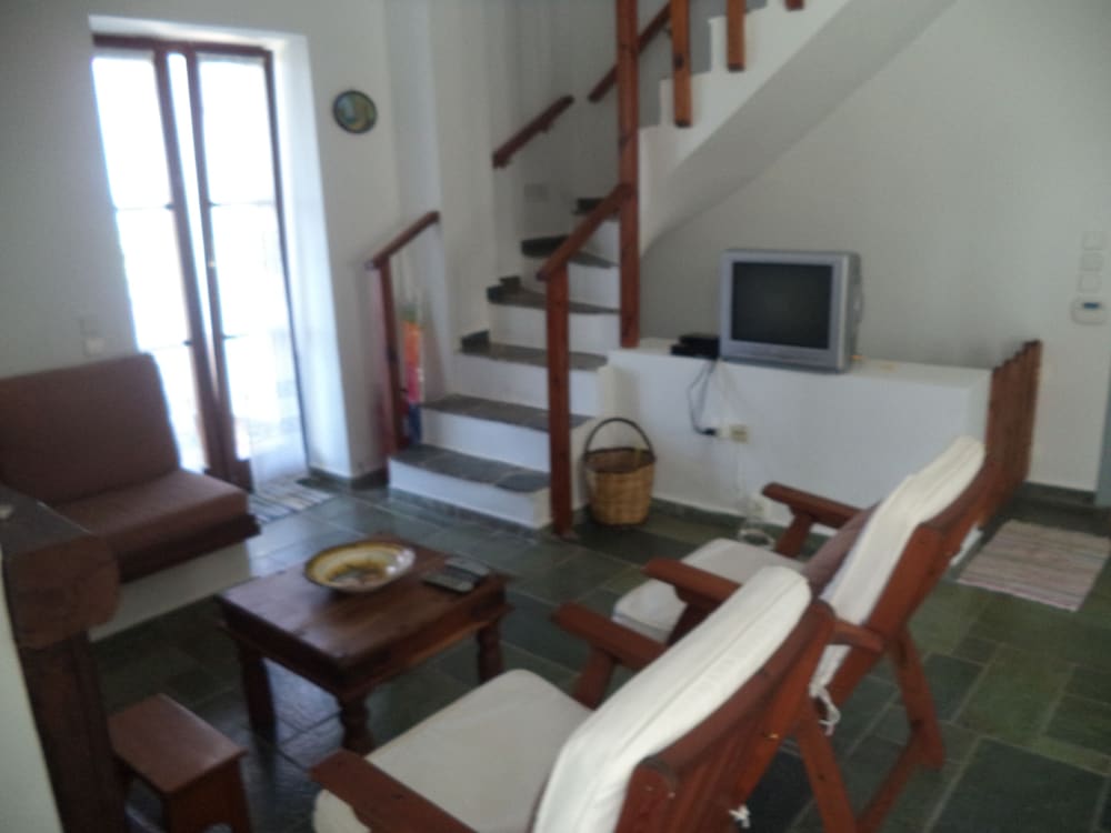 Ilis Villas
