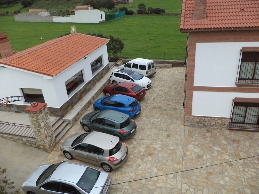 Apartamentos Monfragüe photo 5