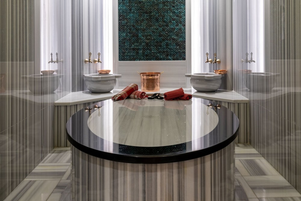 Orient Occident Hotel Istanbul, Autograph Collection 86