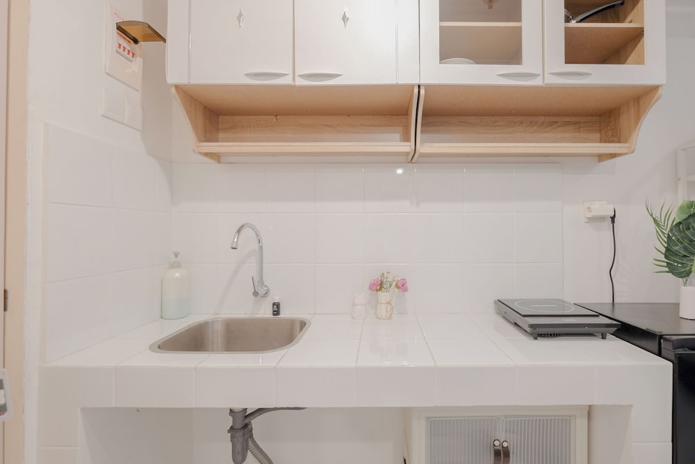 Cozy And Simply Look Studio Apartment Tokyo Riverside Pik 2