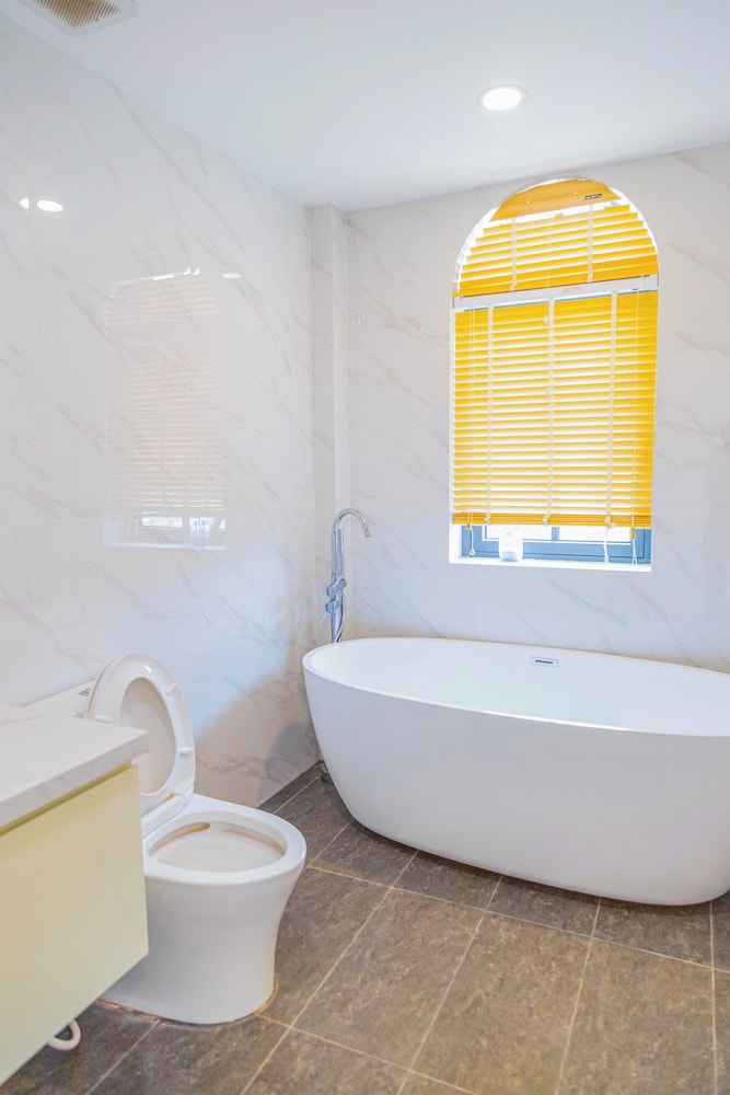 Luxury 3 br La Fleur Villa-Novaworld PT