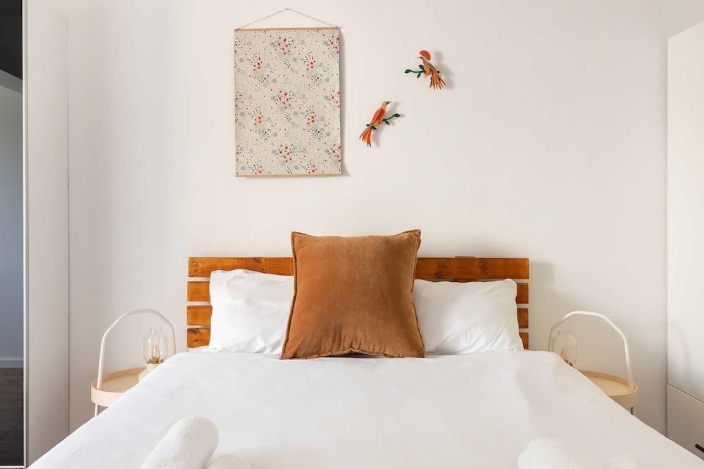 F33 by TLV2RENT view 3