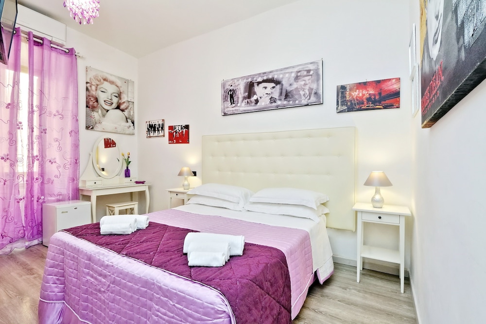 AppleMoon Rooms for Rent — Rome