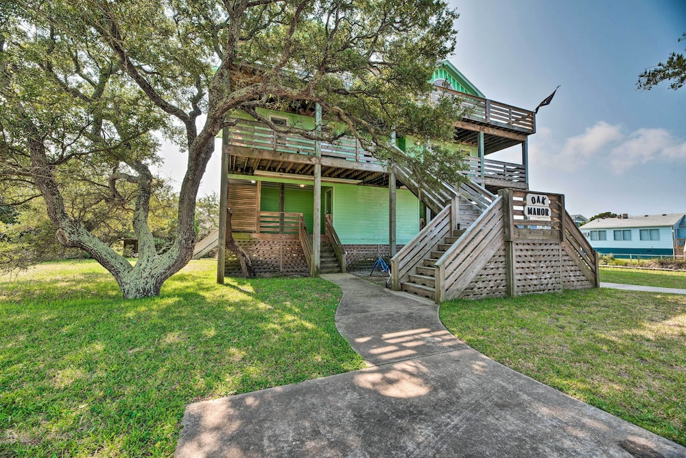 Quiet Hatteras Duplex With Decks ~ 1 Mile to Beach