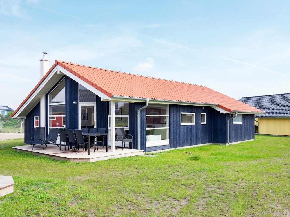 Perfect Holiday Home With View