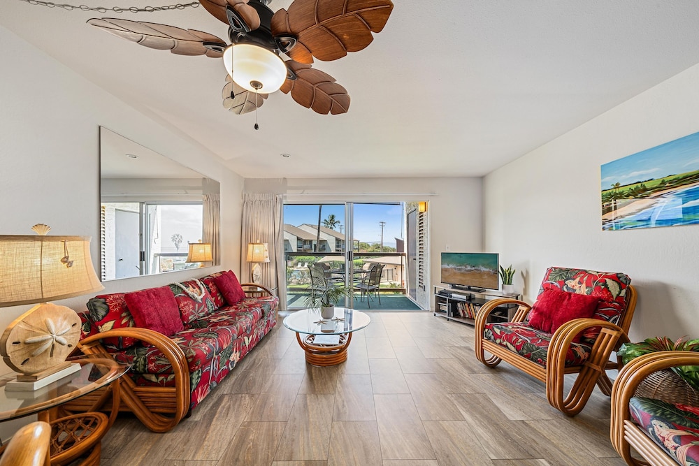 Hale Kamaole 210 in Kihei