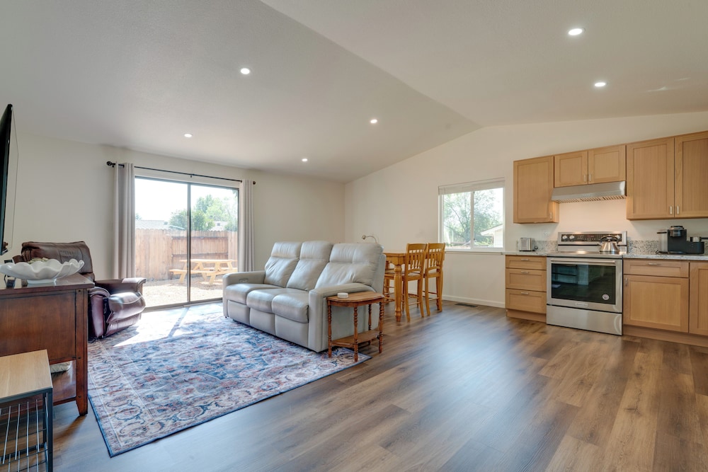 Quiet Home w/ Yard: 2 Mi to Mall & Sparks Marina!