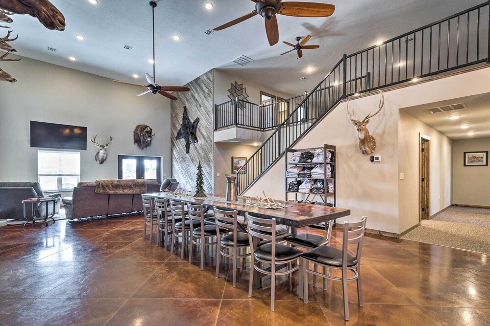 meeting & event spaces