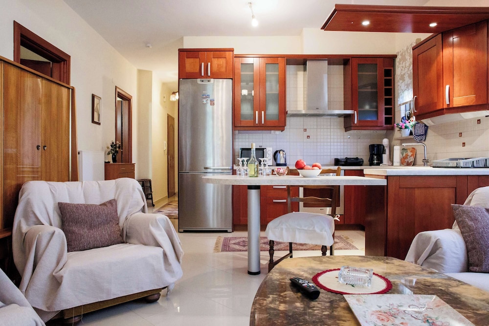 Anastasia s Kastoria Cozy Modern Garden Retreat