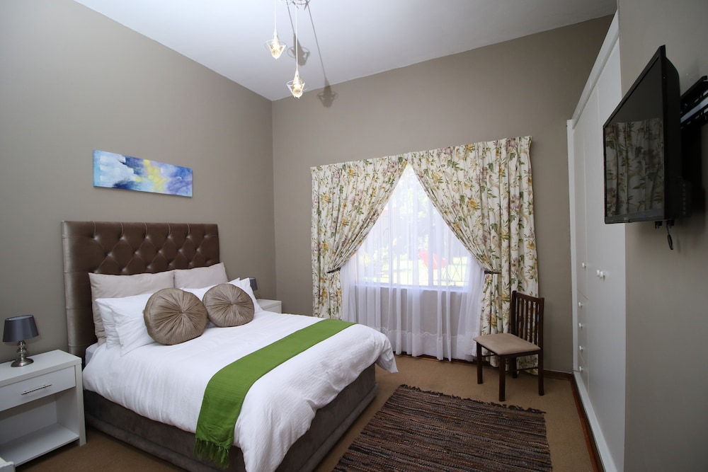Waterfall Guesthouse