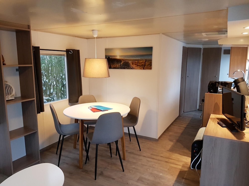158 in Kamperland With 2 Bedrooms and 1 Bathrooms view 5
