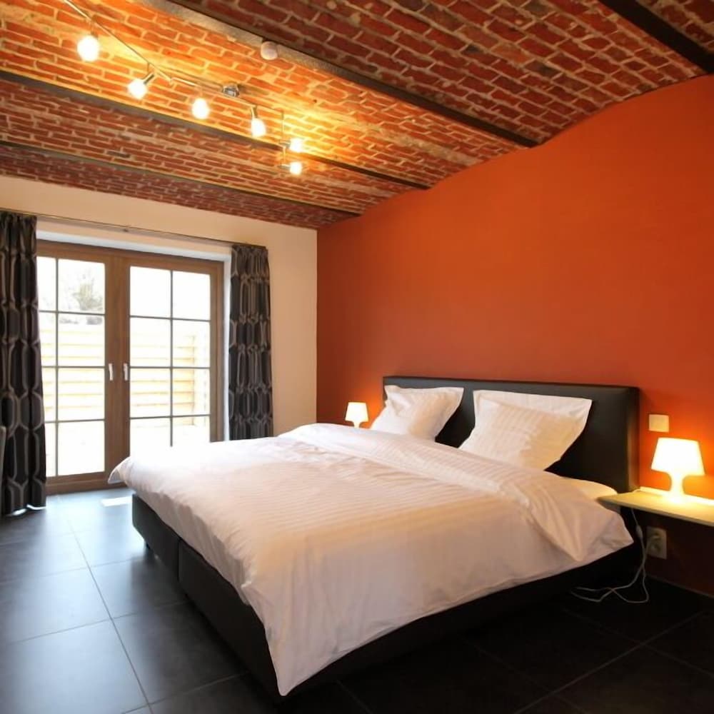 B&B Back2Front