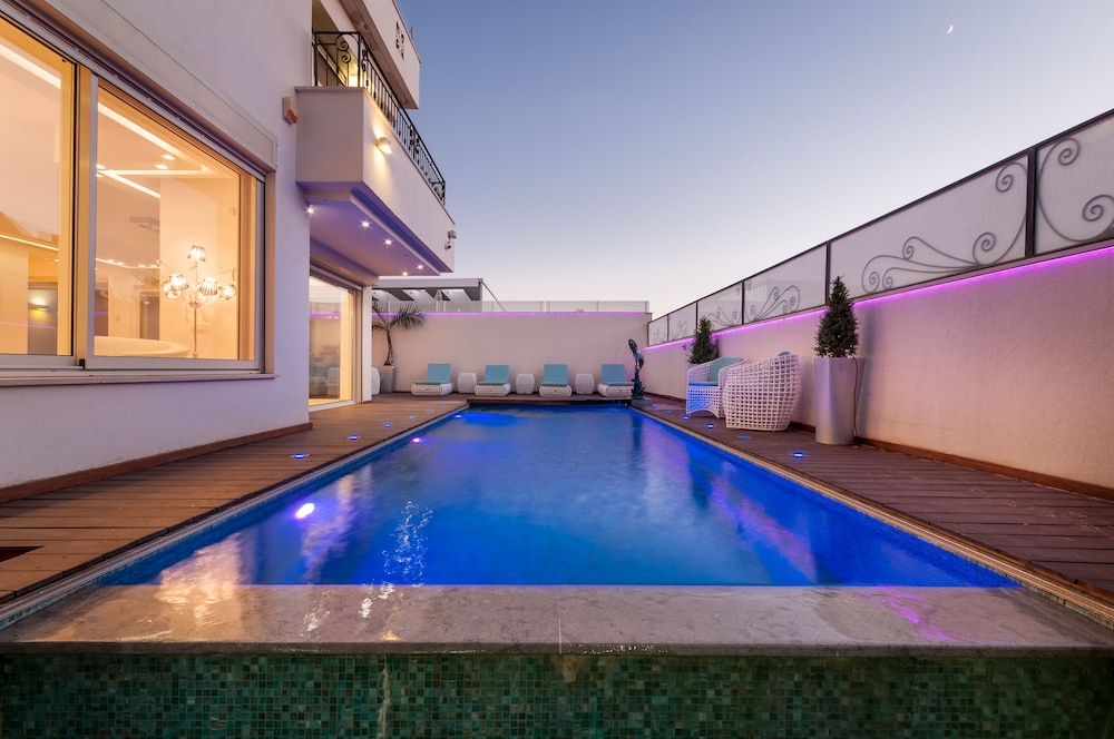 Luxurious Villa with great location, photo 14