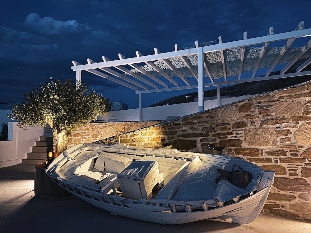 Pino di Loto Boutique Bed & Breakfast