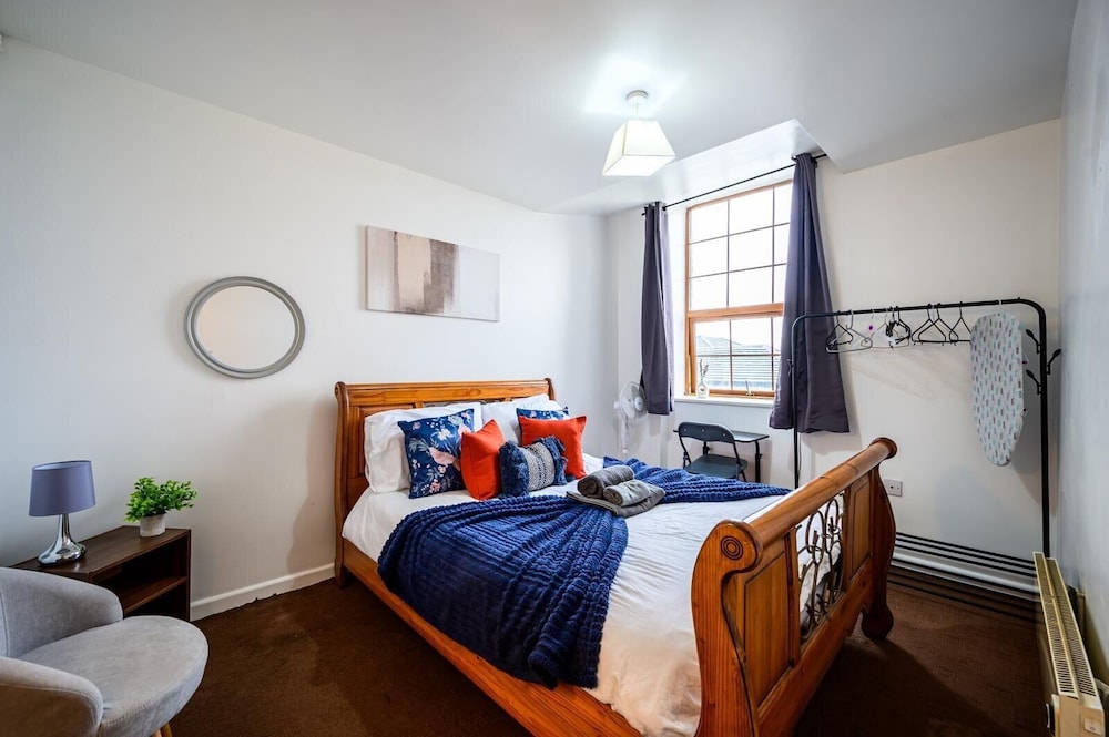 Rochdale Riverside Retreat