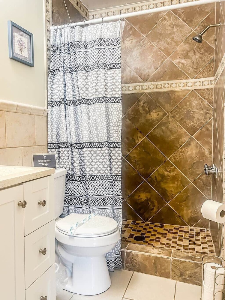 Schiffman Northeast Nook