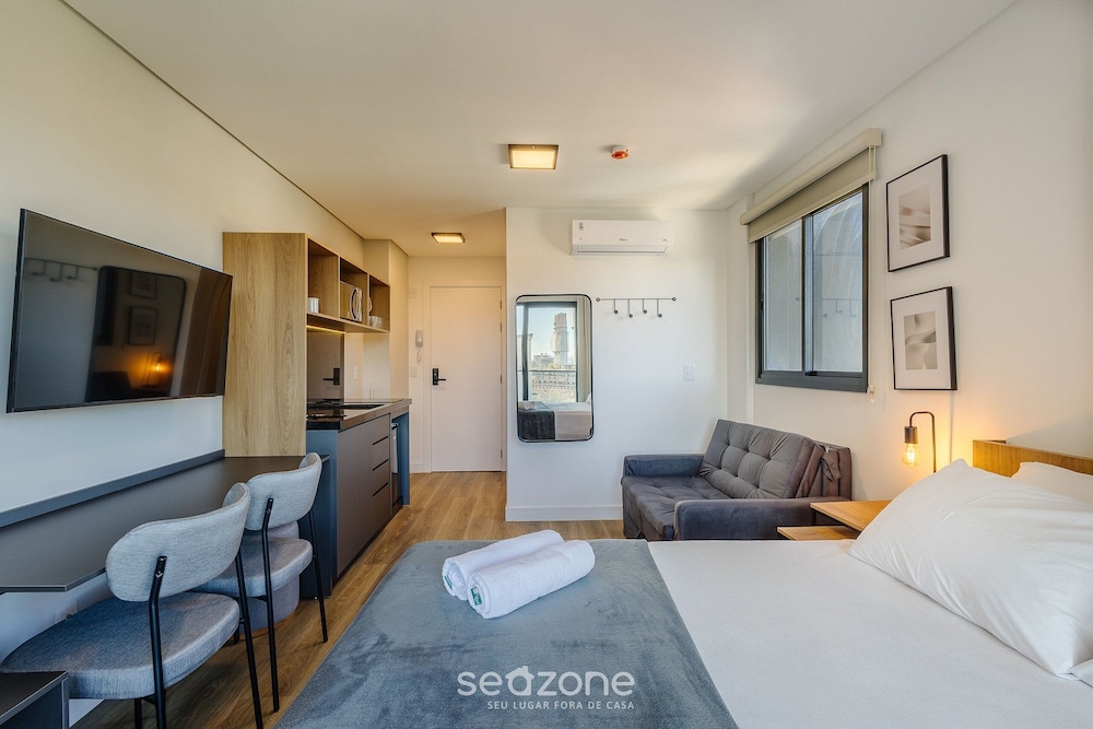 Studios With Side Sea View at Penha Spot PSO - L