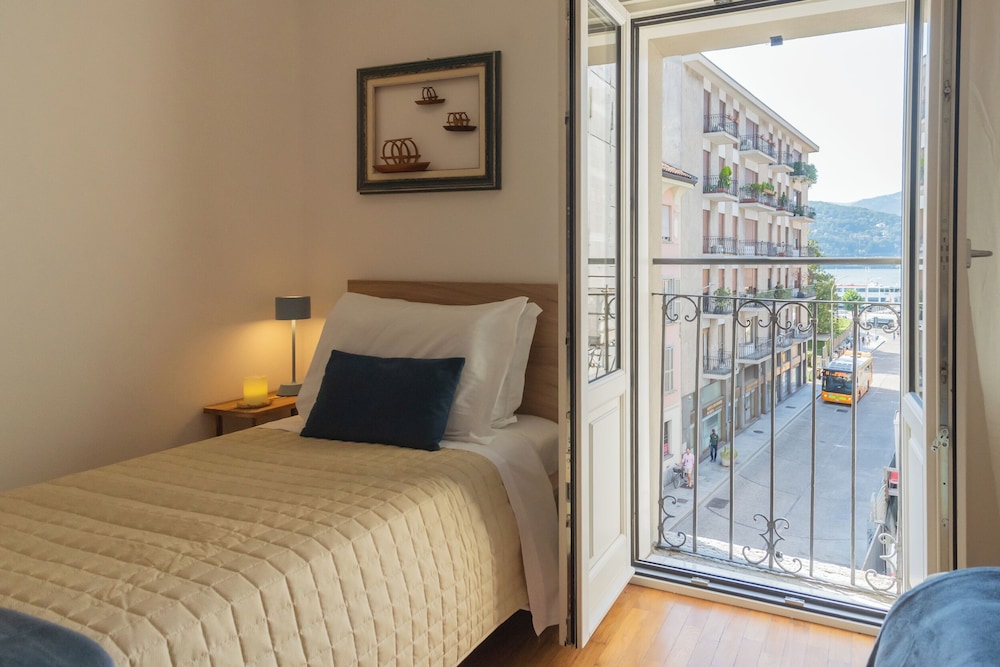 Linda Apartments by Rent all Como