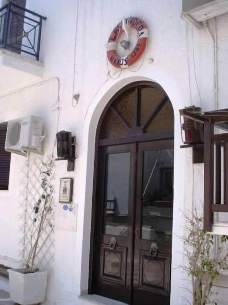 Pension Lagoudera