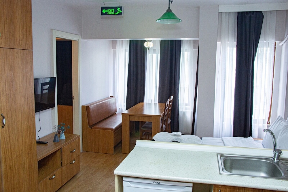 Three Apples Suitleri ve Otel - Image 11