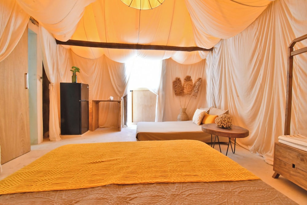 Arena y Mar Seaside Glamping Adults Only