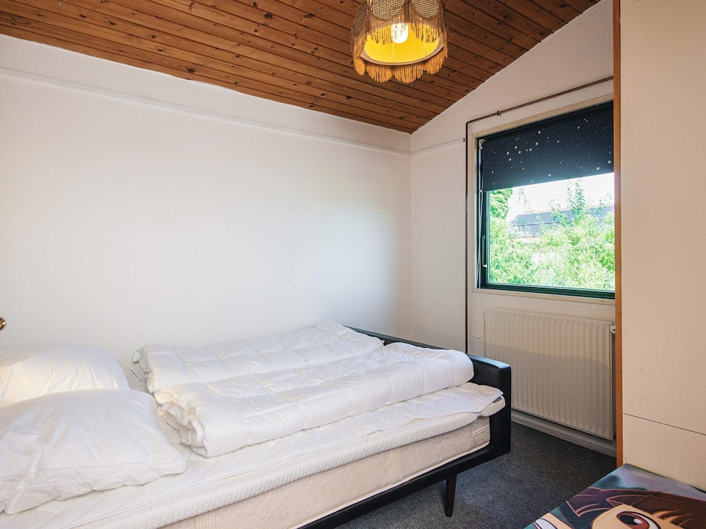 6 Person Holiday Home in Juelsminde
