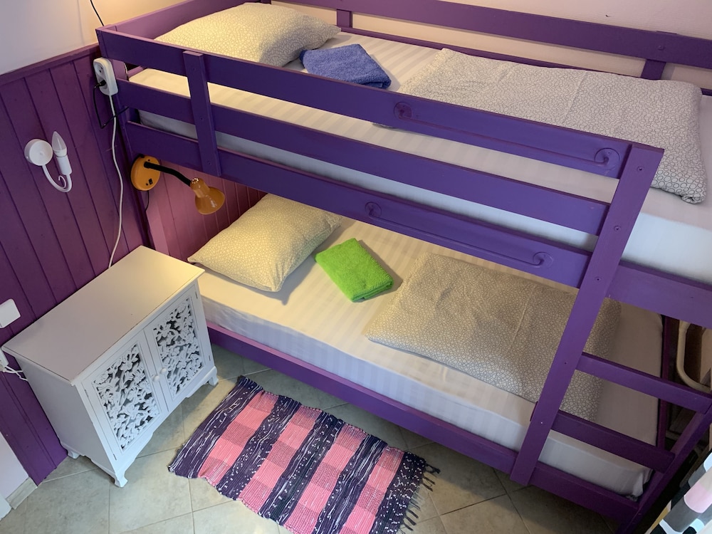 Hostel Makarena