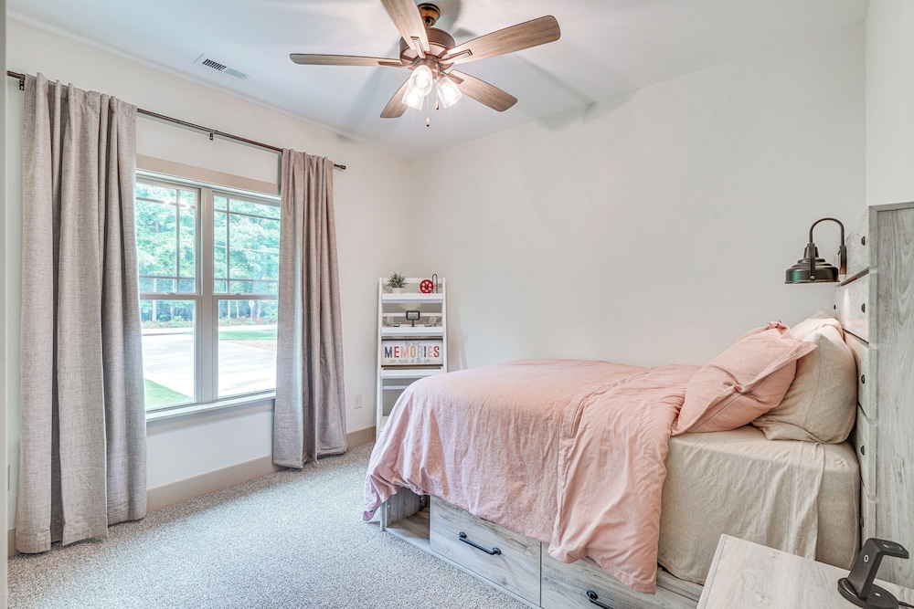 Walk to Lake Gaston: Family Home w/ Yard