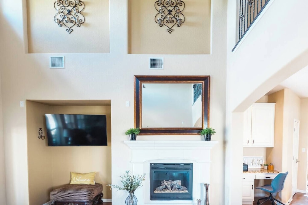Austin Charm Home by The Key Rentals