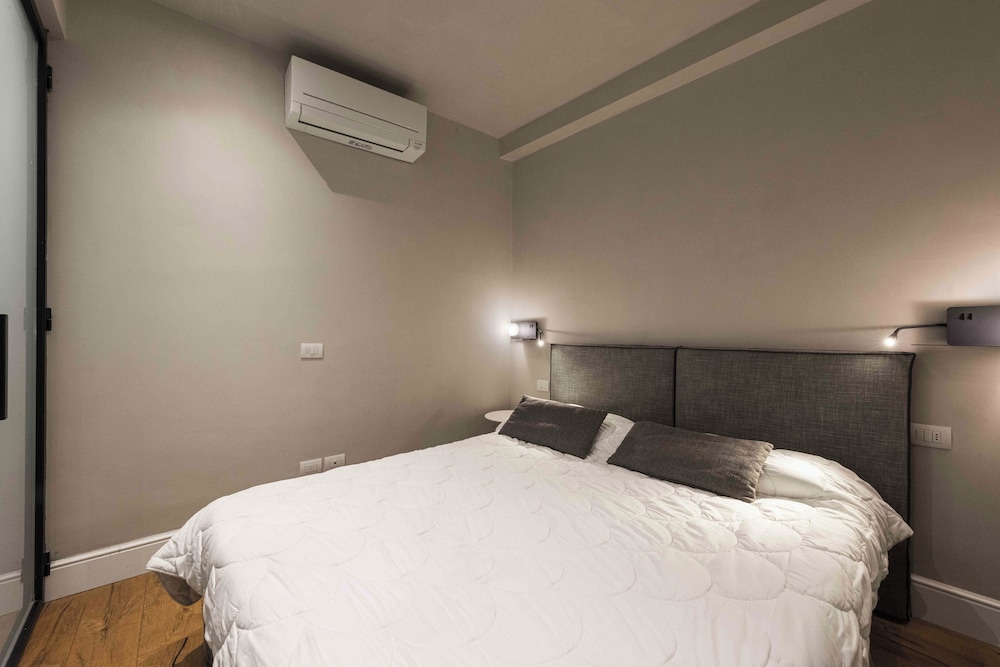 Pepi Nest by MMega en Florence